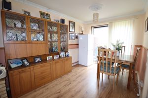 Dining Room- click for photo gallery